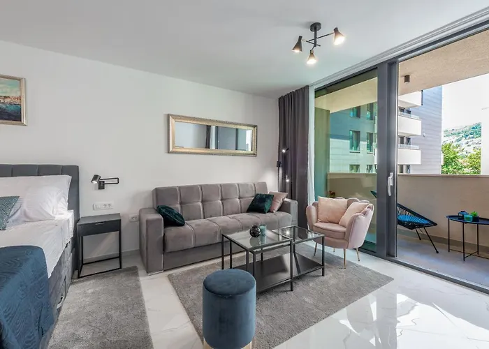 New Modern Apartment Andrea